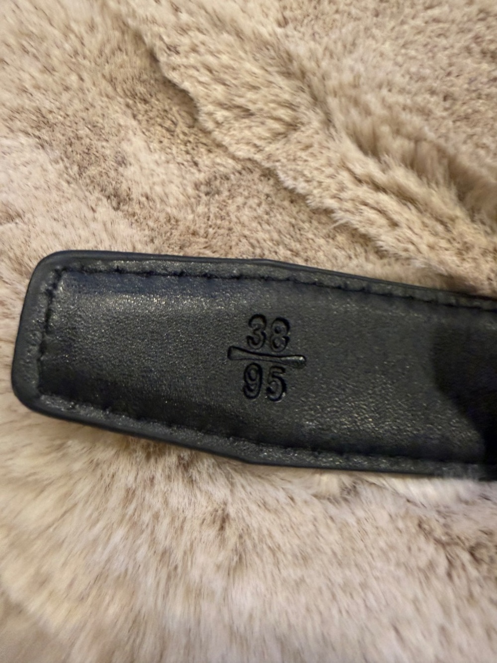 NWT! Beautiful Belt size 95 - Picture 6 of 7